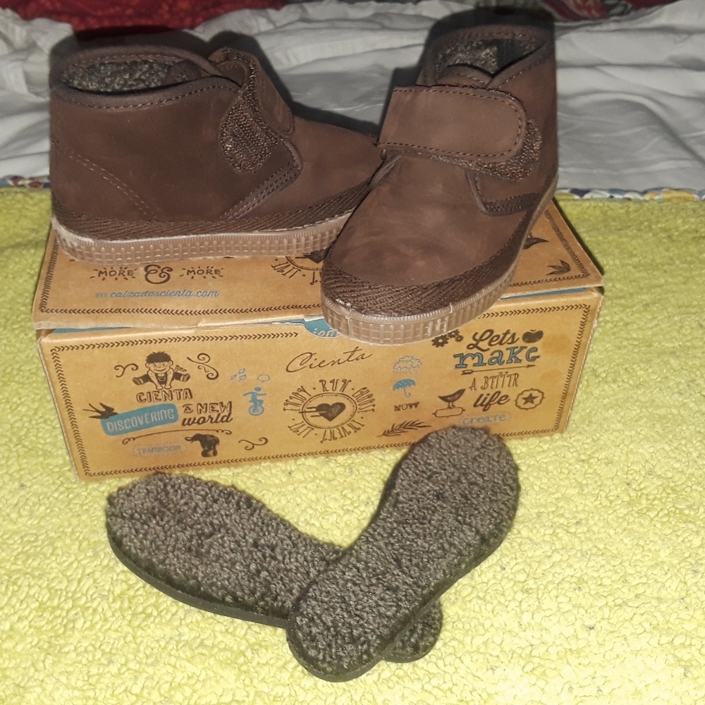 Casual European boy's shoe